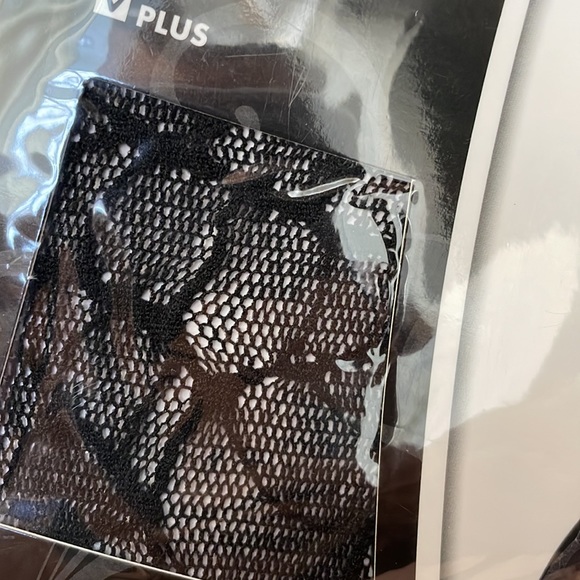 NEW - 2 Pair Plus rhinestone and spiderweb tights - Picture 7 of 7